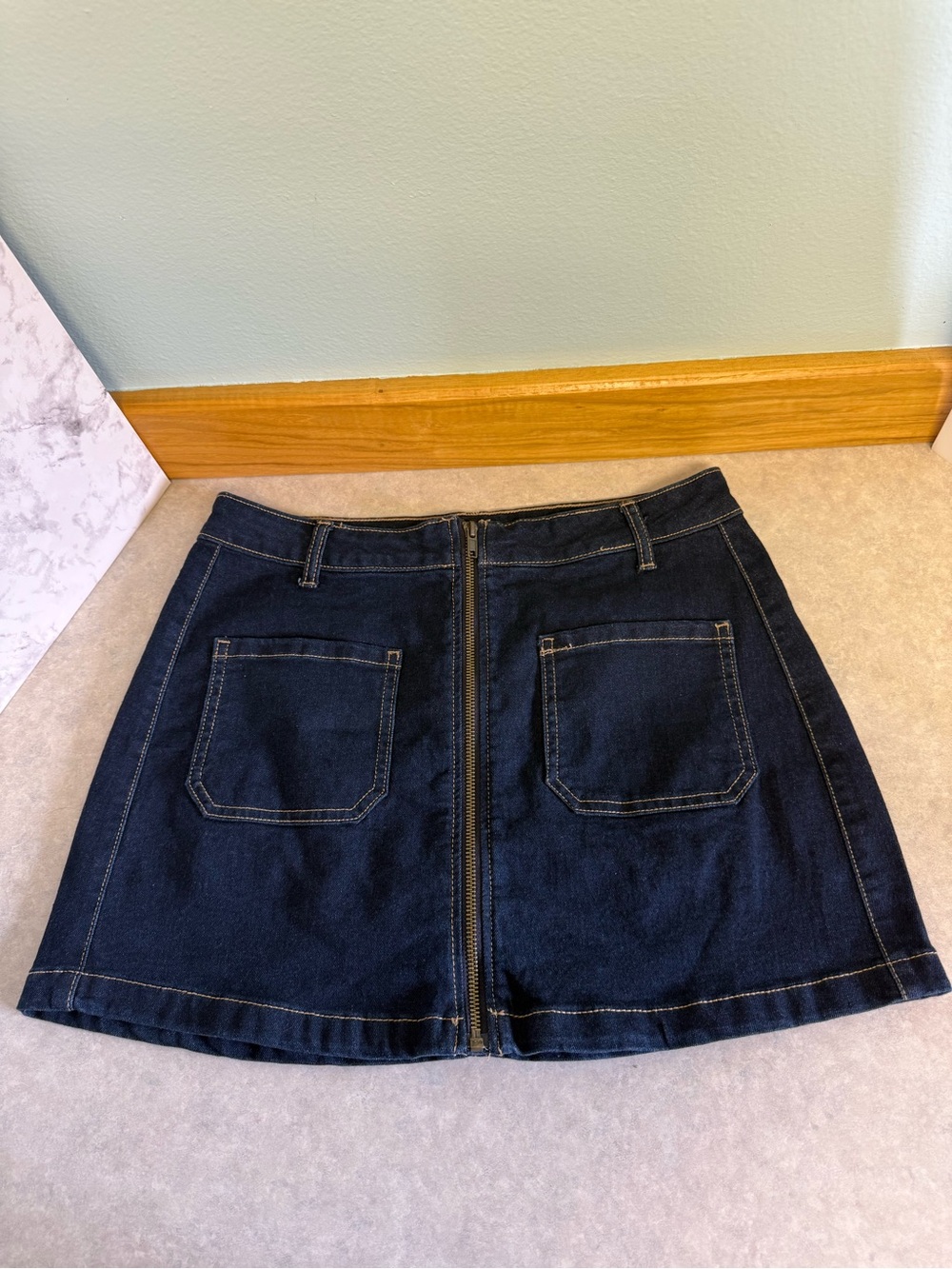 Sincerely Jules Dark Wash Denim Mini Skirt Front Zip Stretch Size 9/29